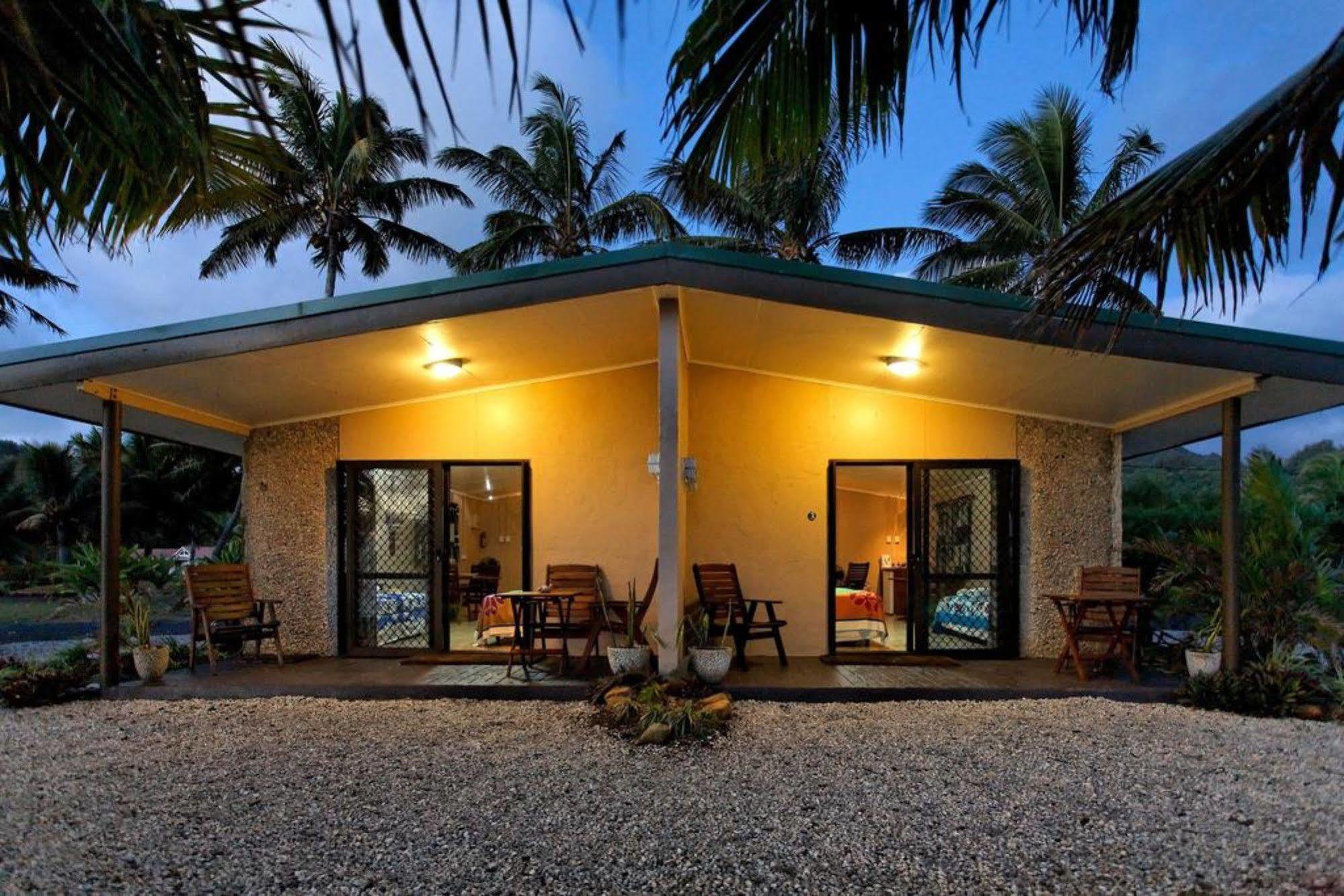 Raro Beach Bach Villa Rarotonga Exterior photo